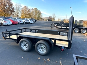 Utility trailer 12ft 7GVWR Spring Assist Gate Utility trailer 12ft 7GVWR Spring assist gate Brakes on all four wheels 